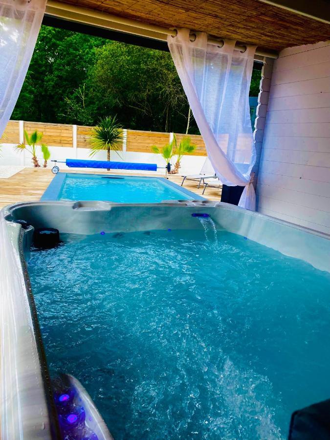 Maison A Biscarrosse Avec Piscine Et Jacuzzi Exterior photo