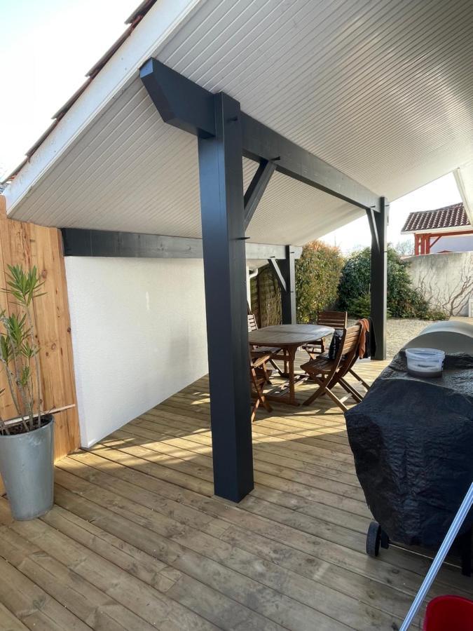 Maison A Biscarrosse Avec Piscine Et Jacuzzi Exterior photo