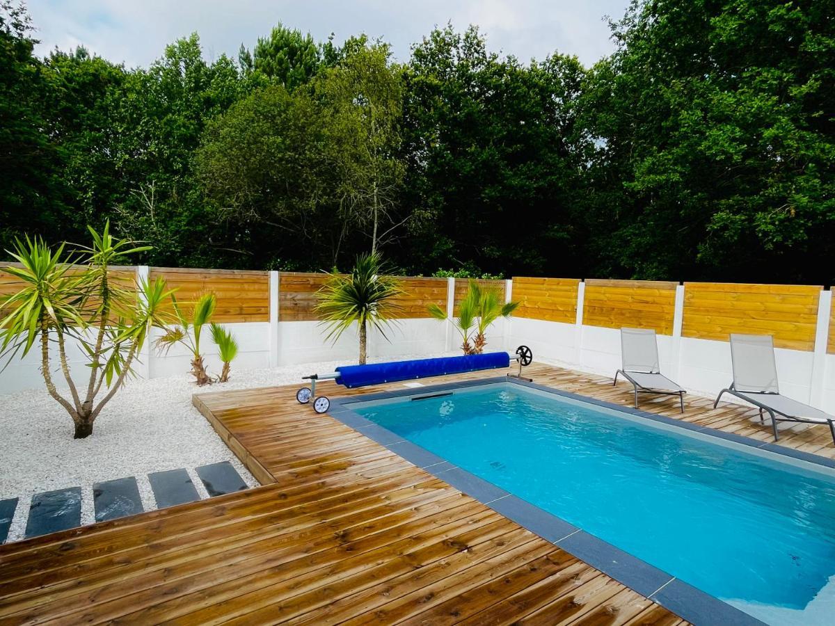 Maison A Biscarrosse Avec Piscine Et Jacuzzi Exterior photo
